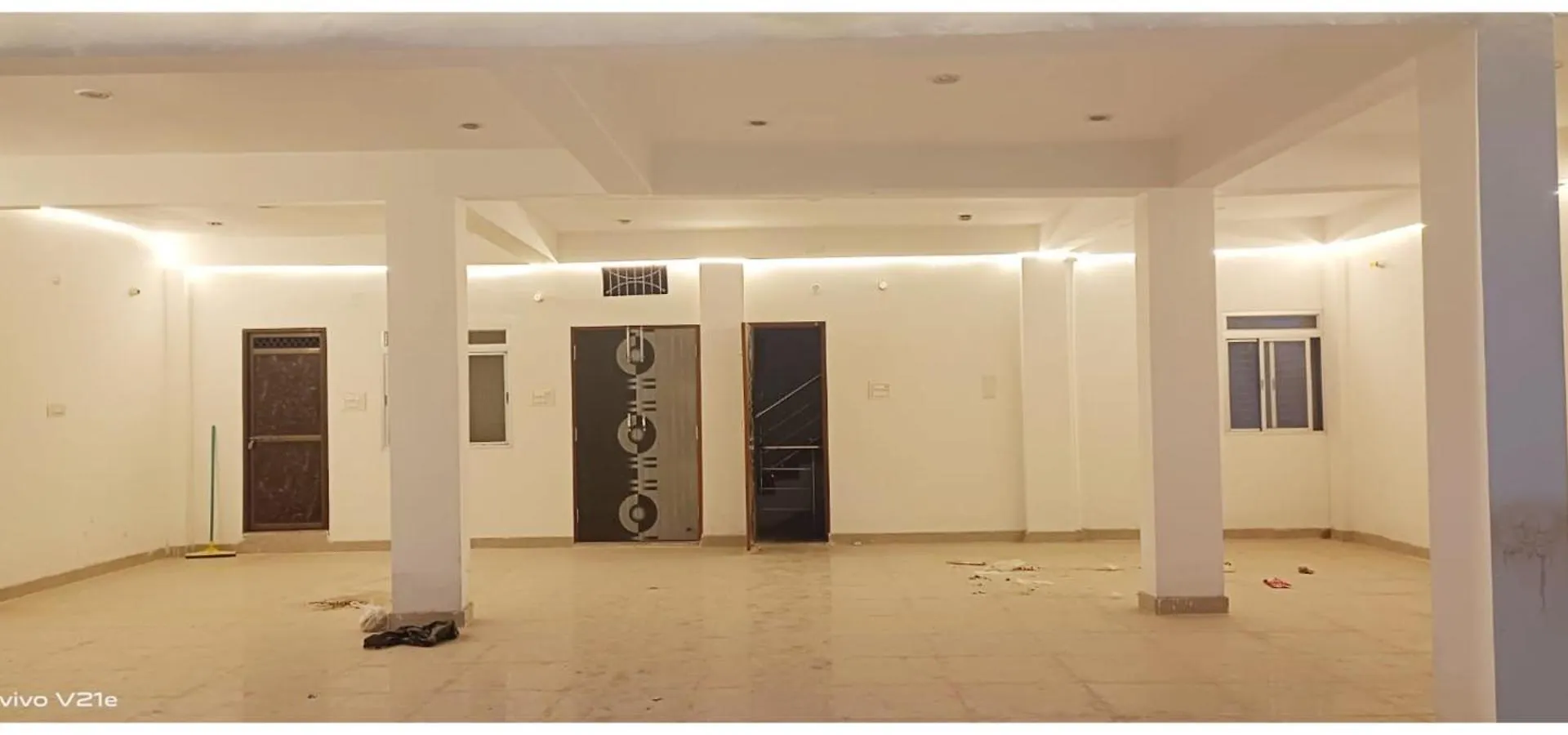 Hotel Shree! Anand! Palace Near Banaras Railway Station - Offers Budget Rooms With Wi-Fi Facility - A Comfort Stay Guest House In Benares